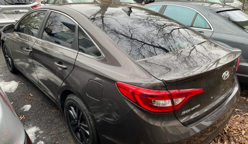 2016 Hyundai Sonata SE full